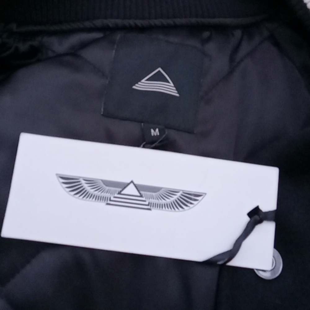 Black Performance Jacket - Picture 4 of 7